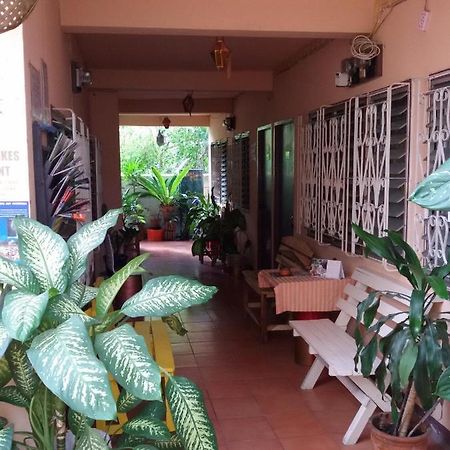Vida Guesthouse Csiangmaj Kültér fotó