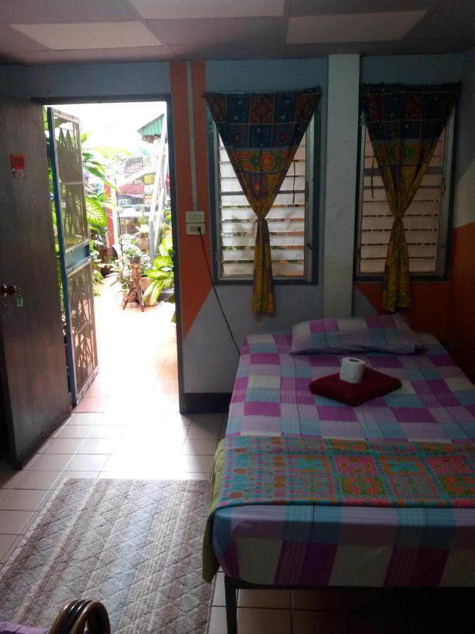 Vida Guesthouse Csiangmaj Kültér fotó